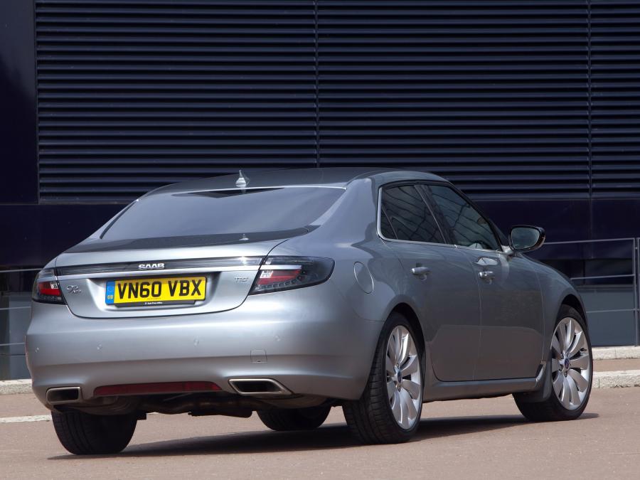  Saab 9-5 Aero Sedan 2010 года  (UK) (фото 10 из 10)